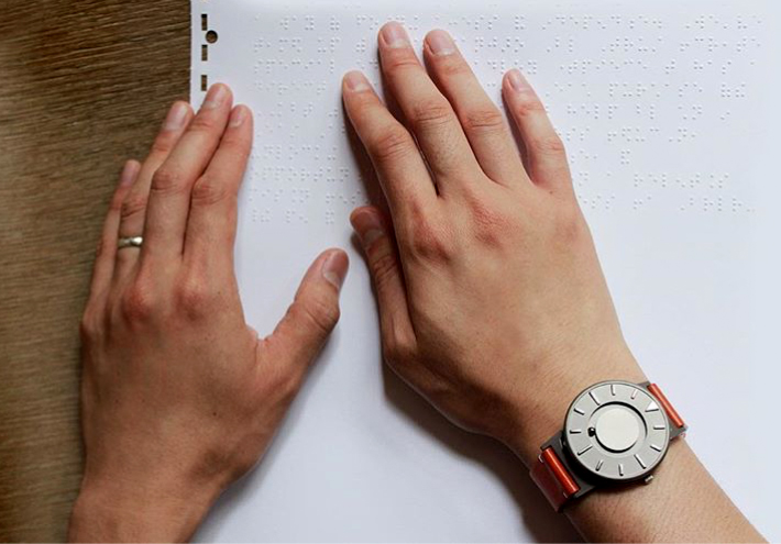 TELL TIME BY TOUCH OR SIGHT